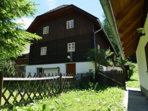 Гостиница Urige Almhütte  Иннеркремс